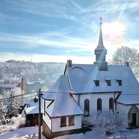 Familienfreundliche Grosse Peter In Bis 5 Personen Lejlighed Bärenstein