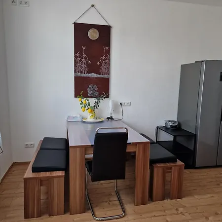 Familienfreundliche Grosse Peter In Bis 5 Personen Lejlighed Bärenstein