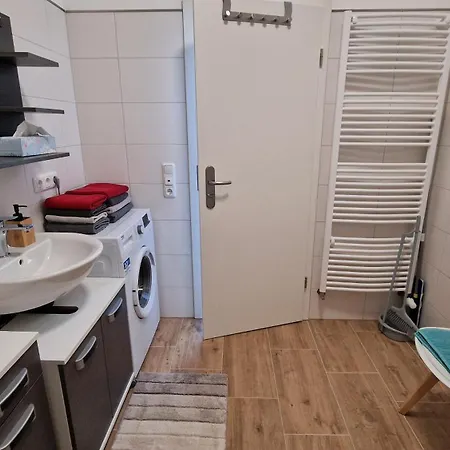 Familienfreundliche Grosse Peter In Bis 5 Personen * Barenstein