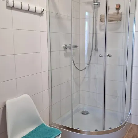 Familienfreundliche Grosse Peter In Bis 5 Personen Lejlighed Bärenstein